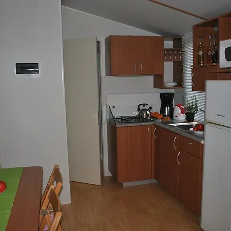 Mobile Homes Camp Brione Üdülőpark 3*