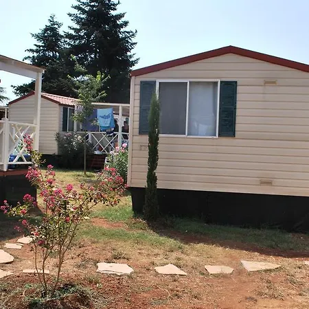 Ferienpark Mobile Homes Camp Brione 3*